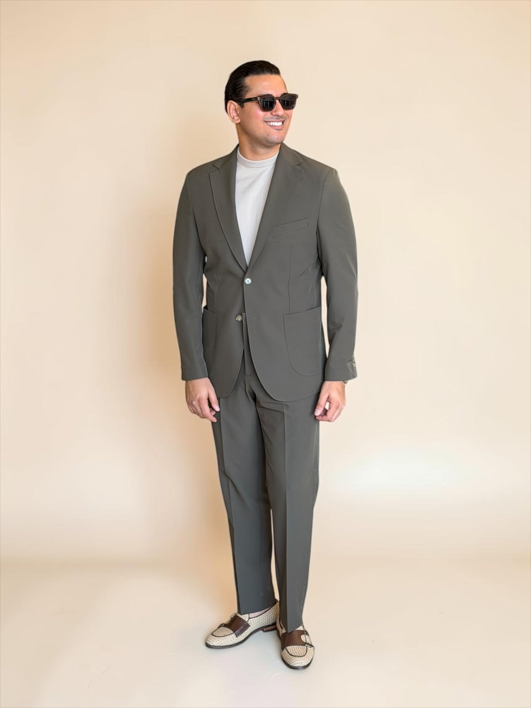 Pocket suit - olive