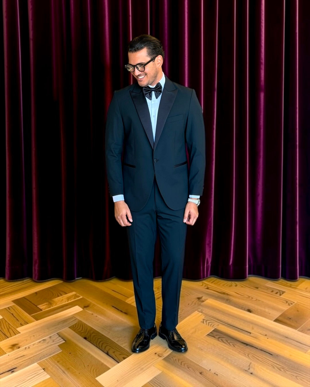 Peak Collar Tuxedo Suit - Black