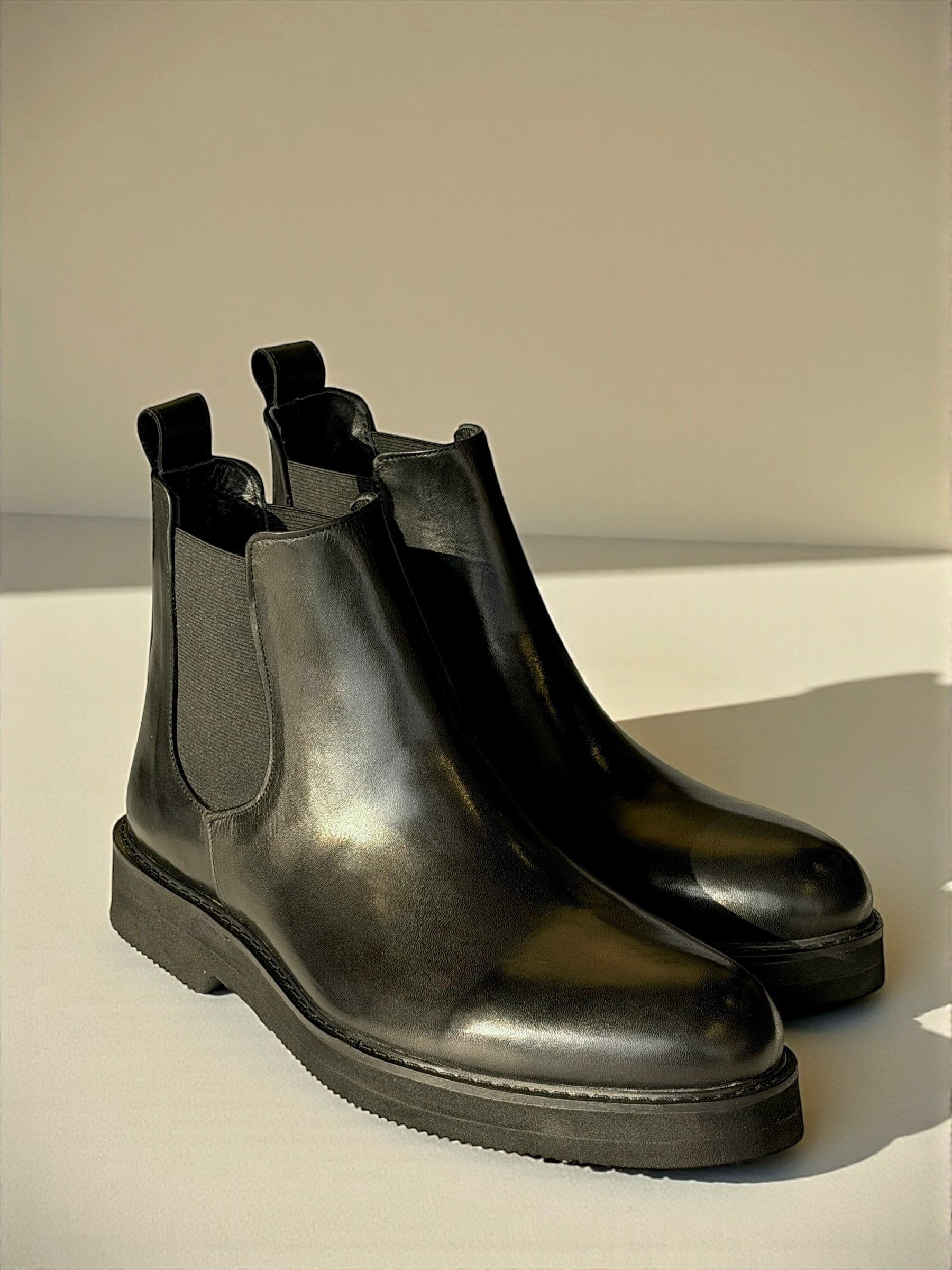 Chelsea boots-Black
