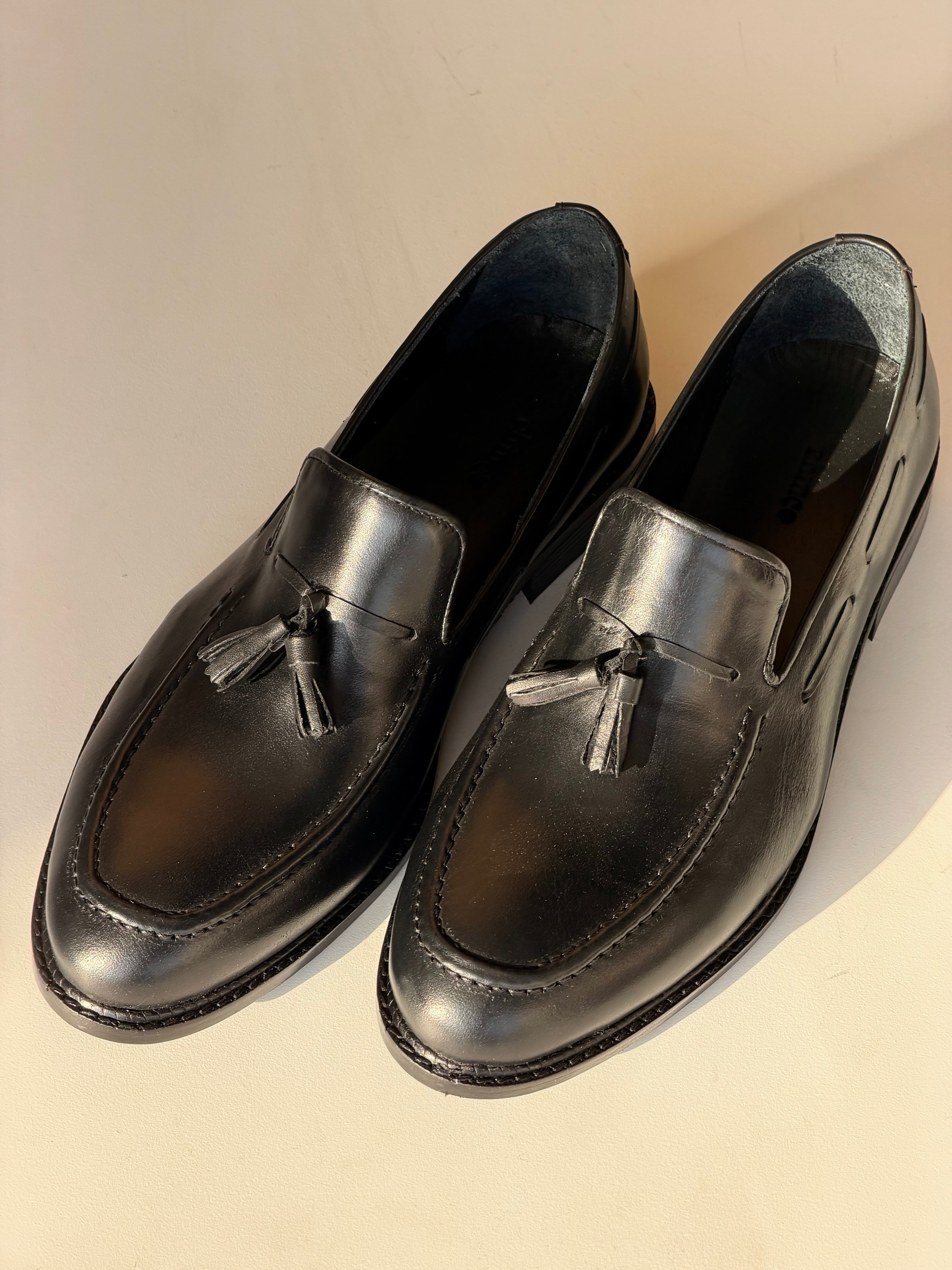 Tassels leather shoes - Black