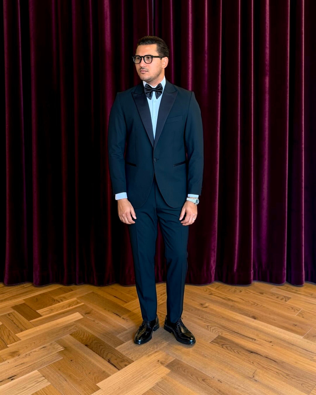 Peak Collar Tuxedo Suit - Black