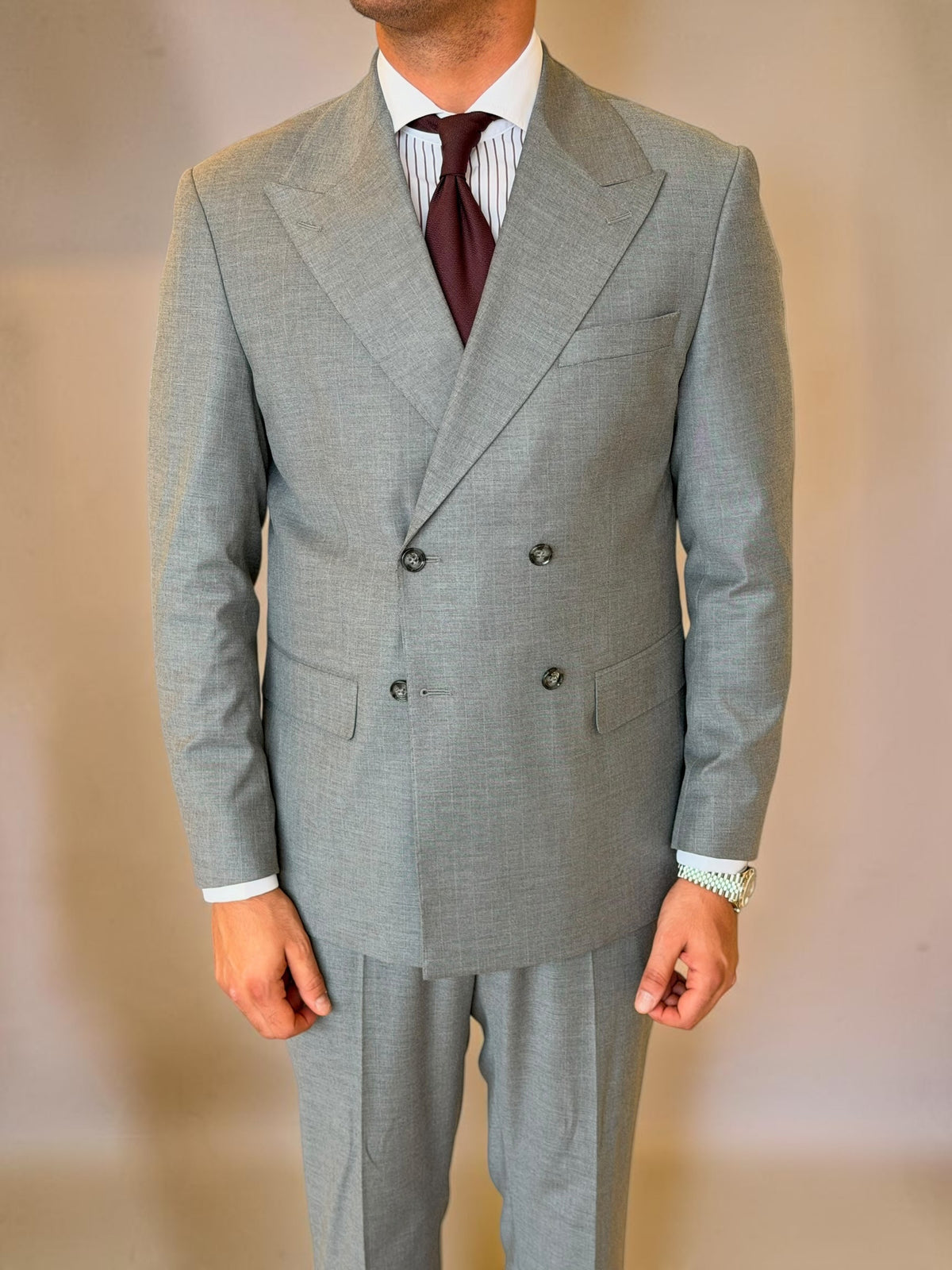 Pinstripe Double-Breasted suit - Gray