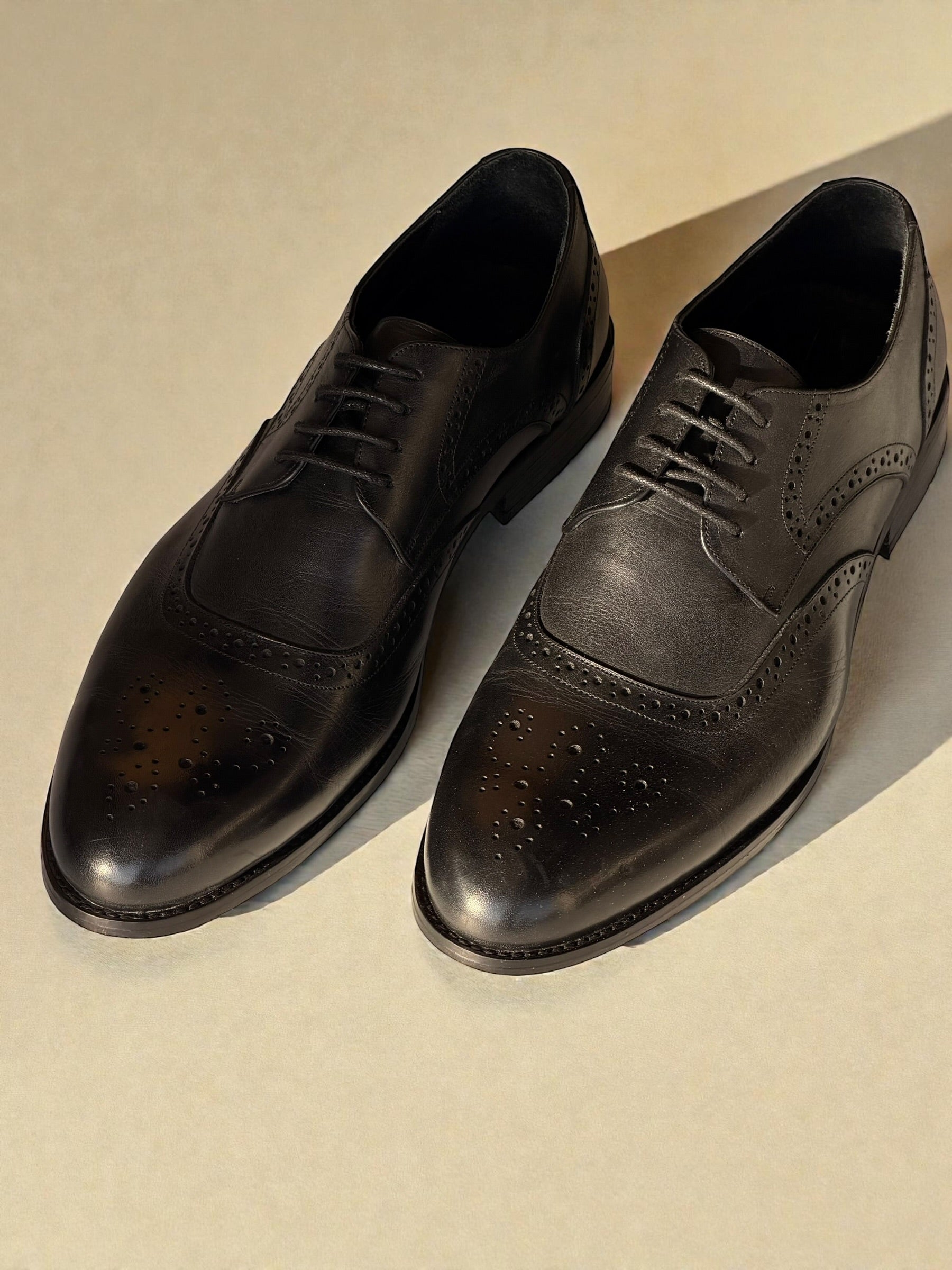 Brouge leather shoes - Black