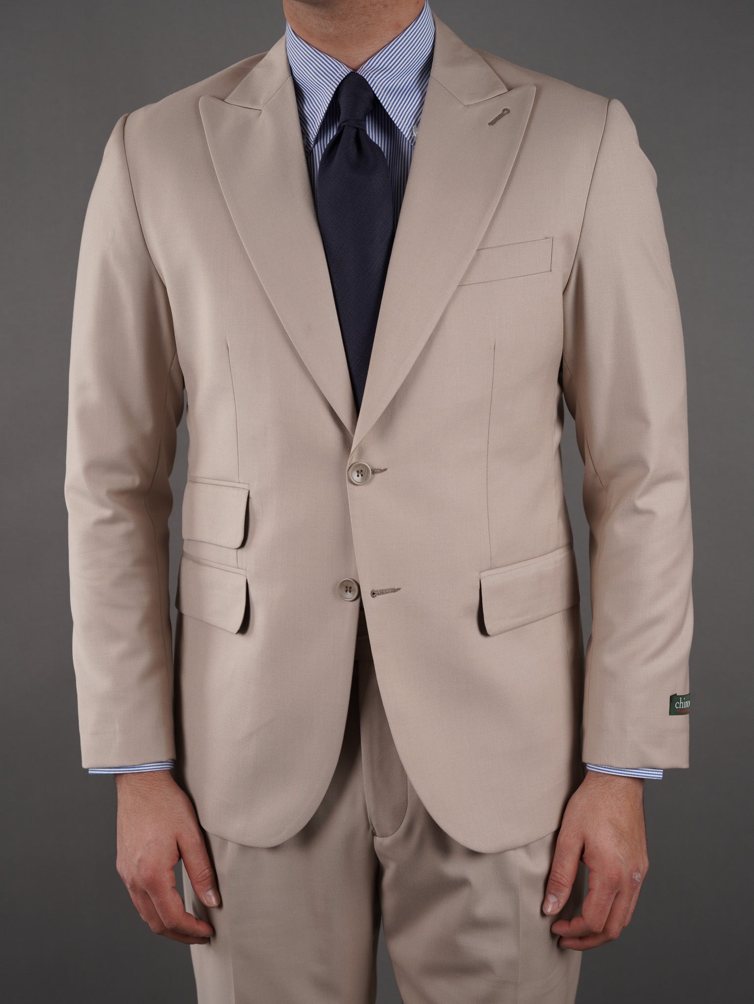"Slim fit suit with two pockets - BEIGE