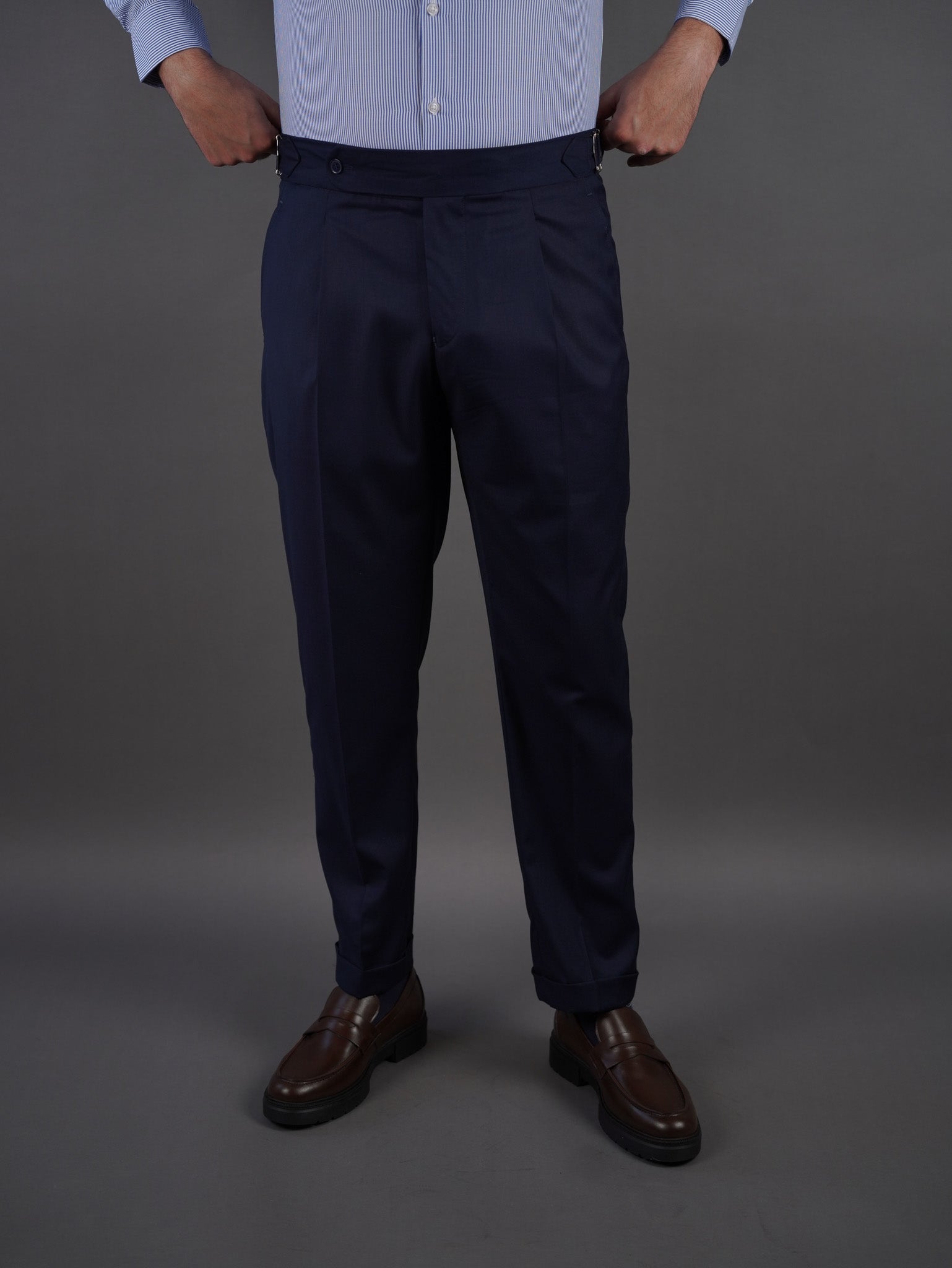 "Slim fit suit with two pockets - NAVY