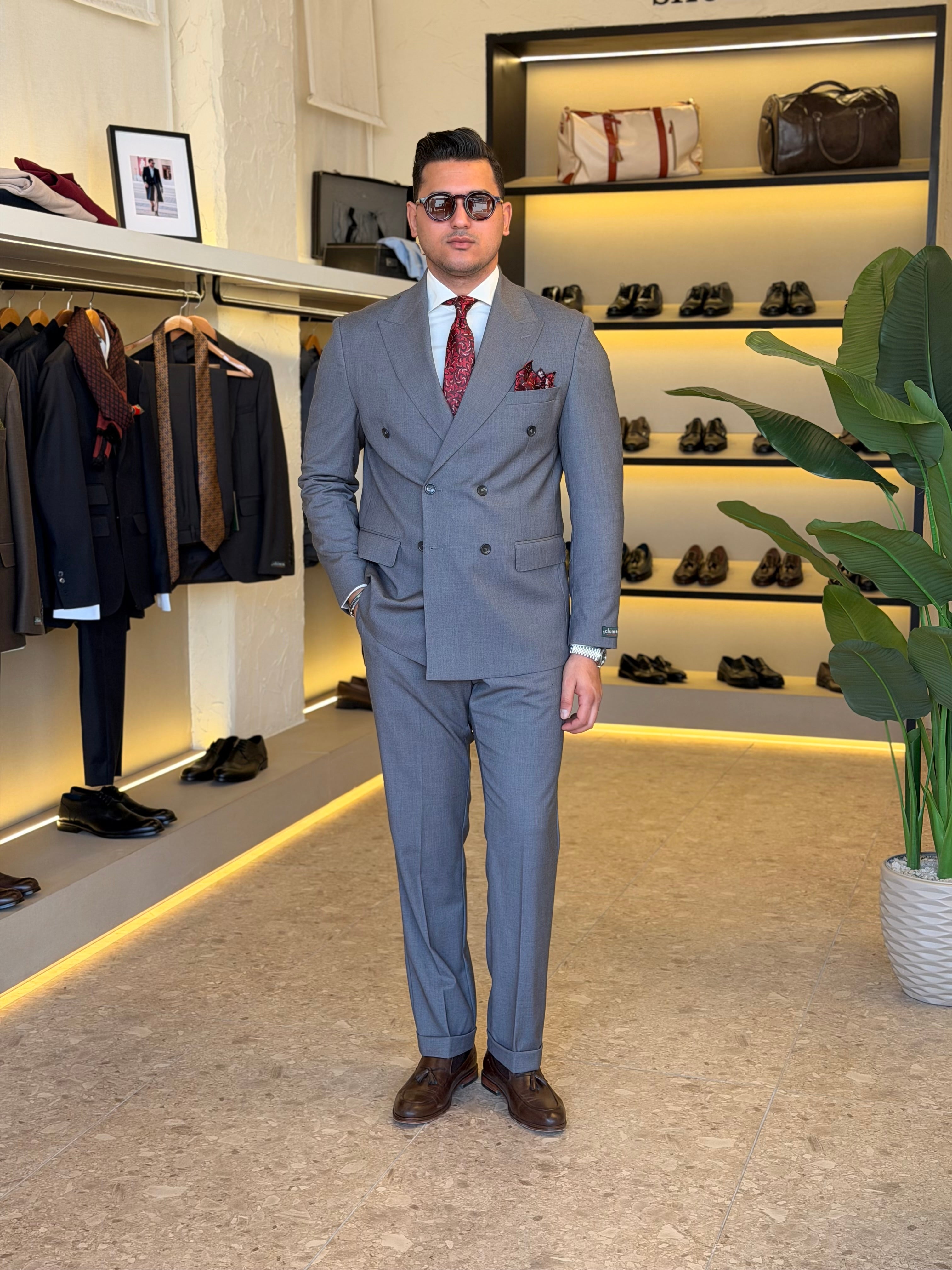 Double breasted suit - Mid Gray