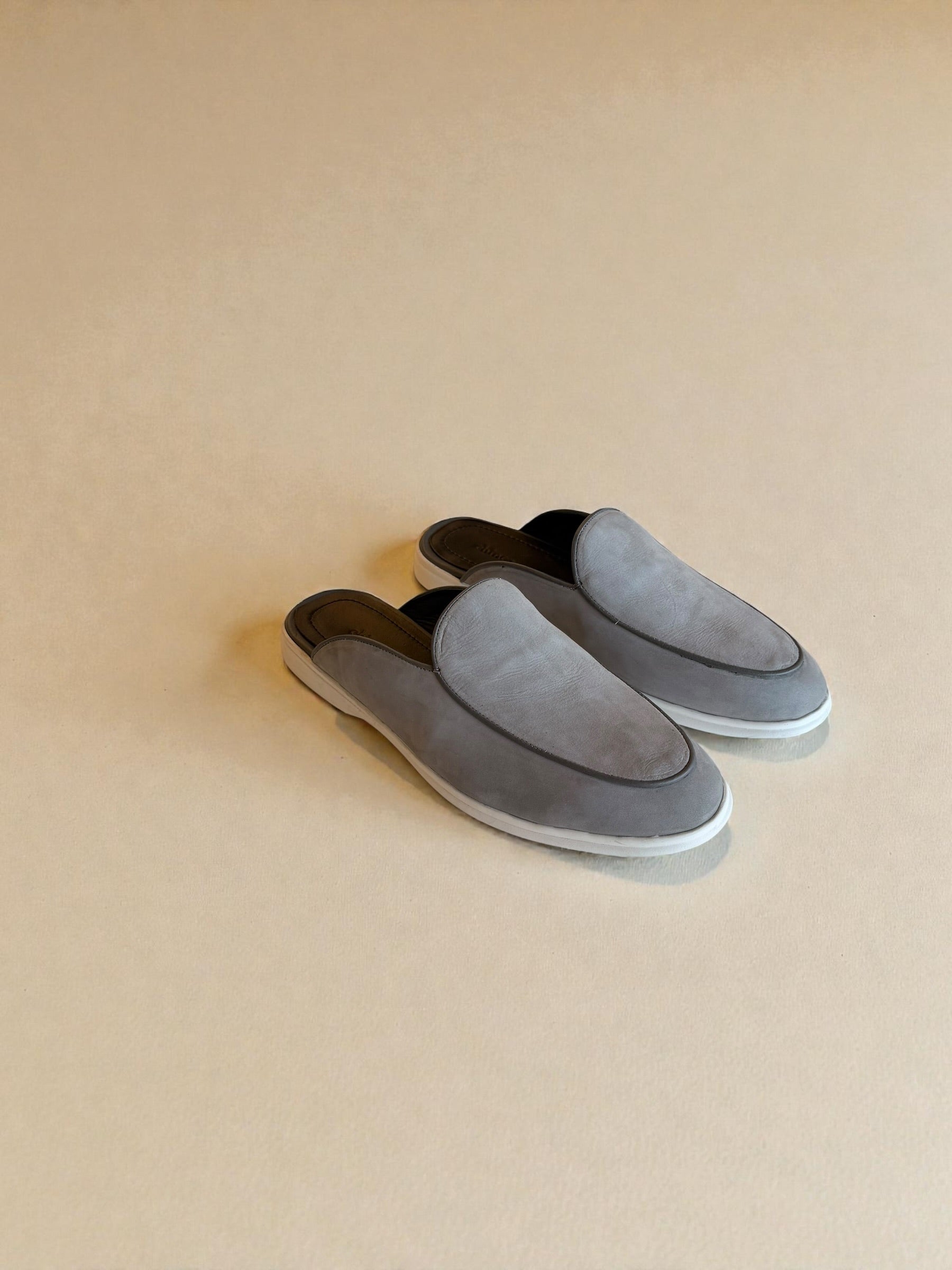 Suede Mule - Gray