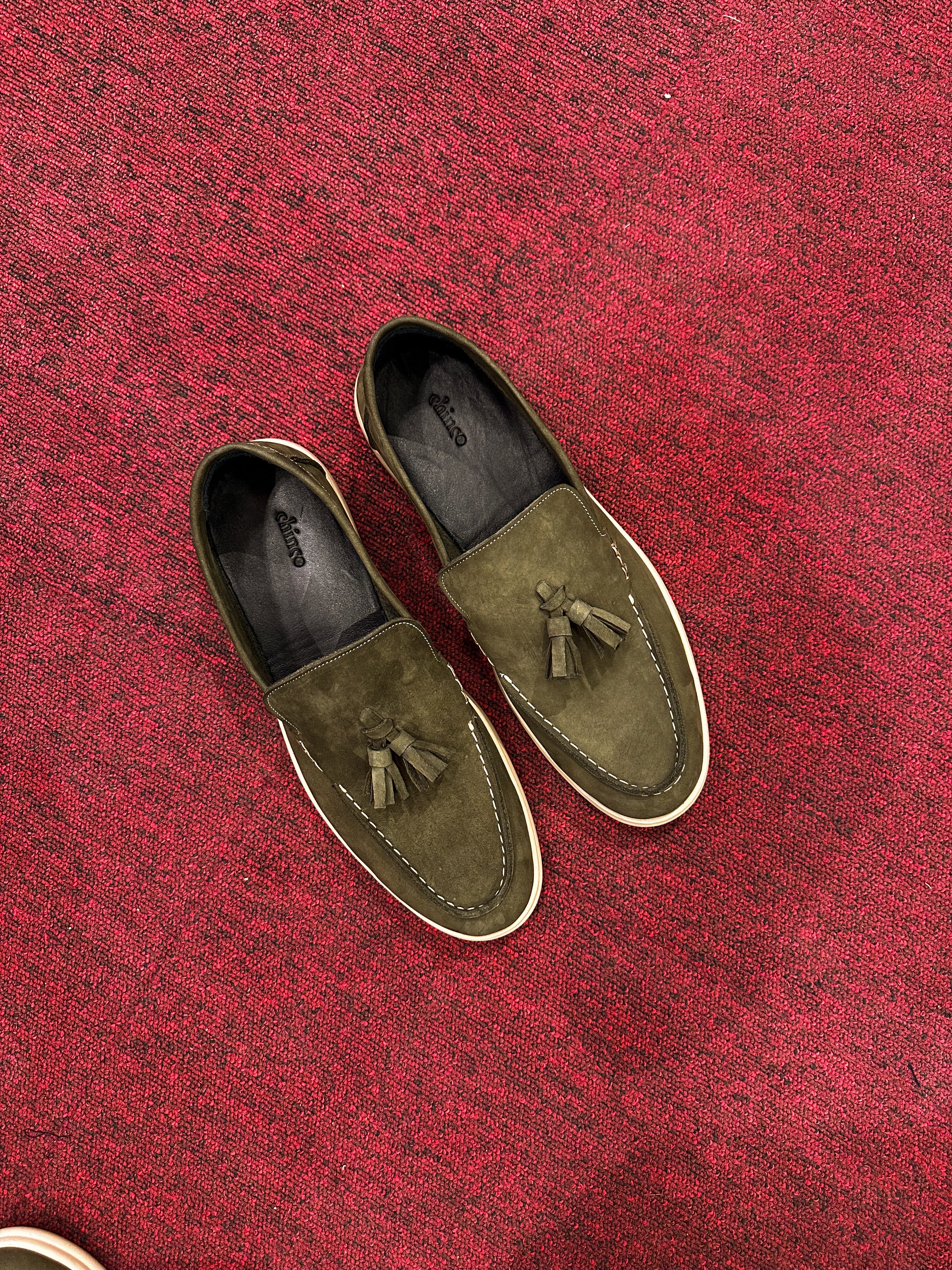 Tassels Suede loafers - olive