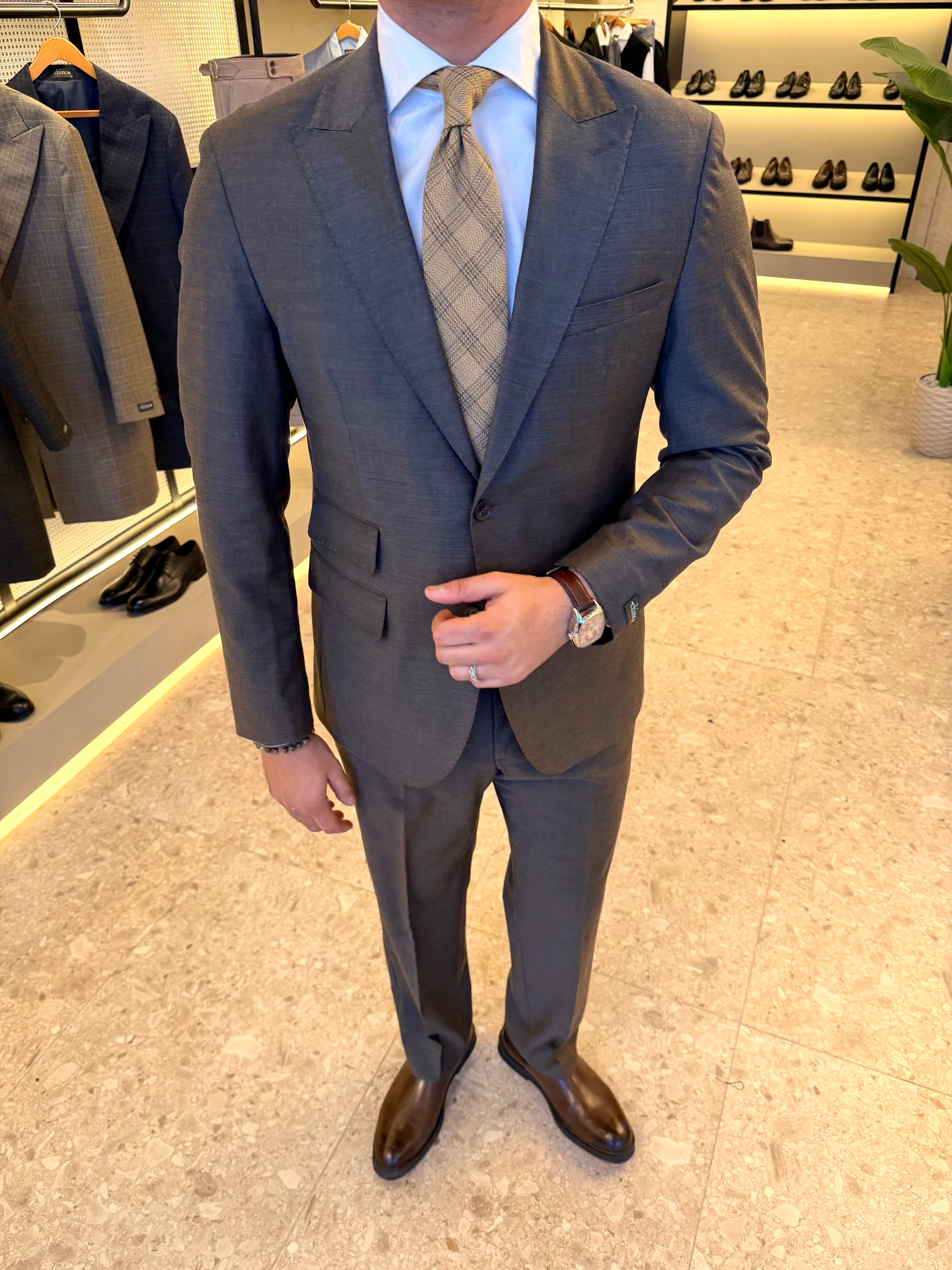 100% Wool two pockets suit - BROWN