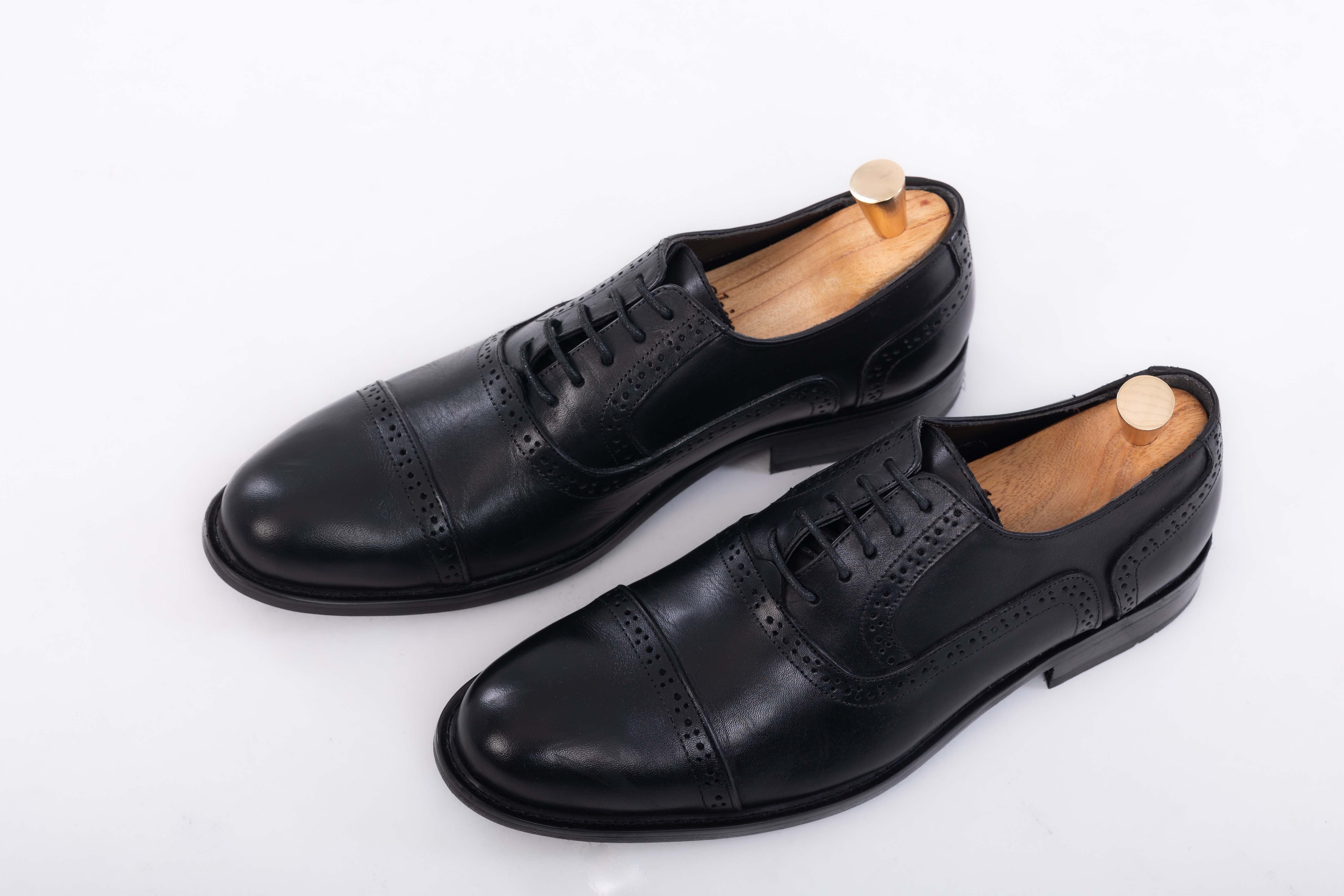 wing tip shoes-black