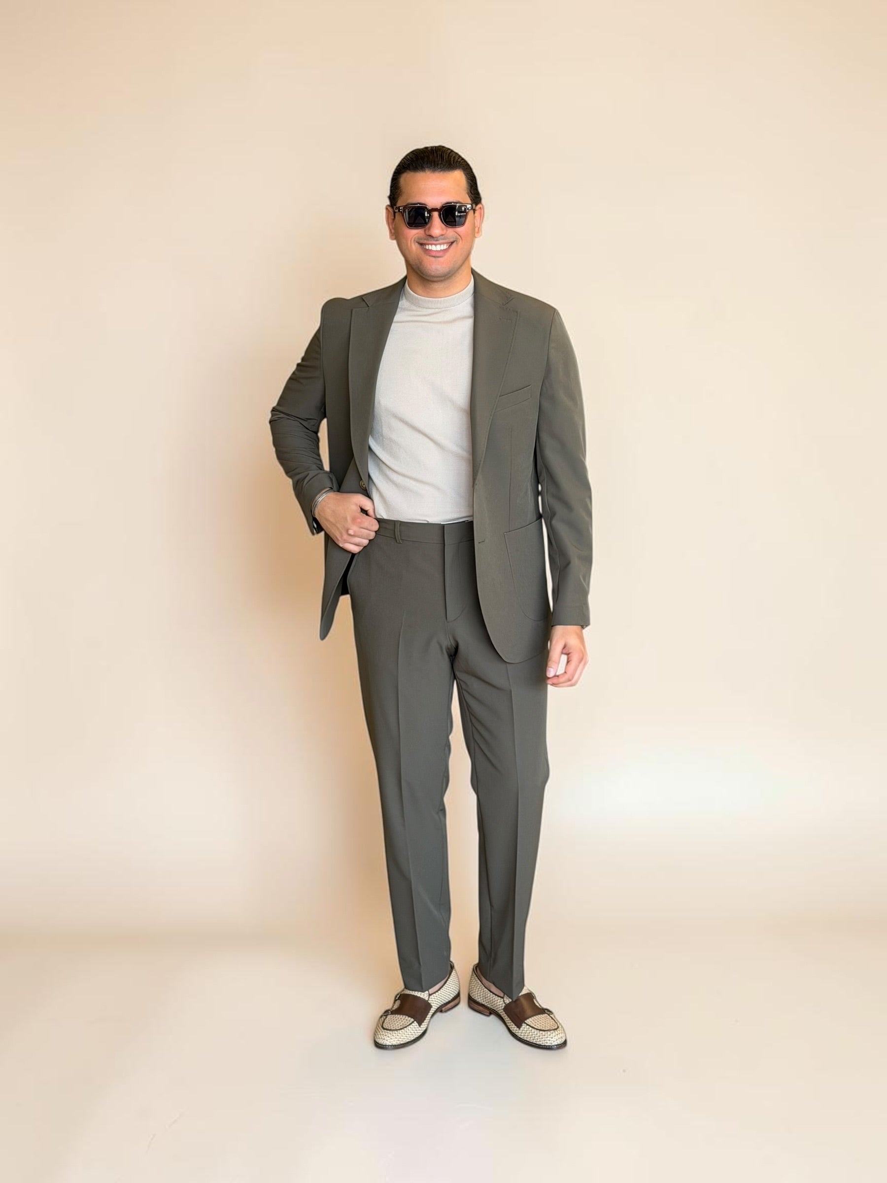 Pocket suit - olive