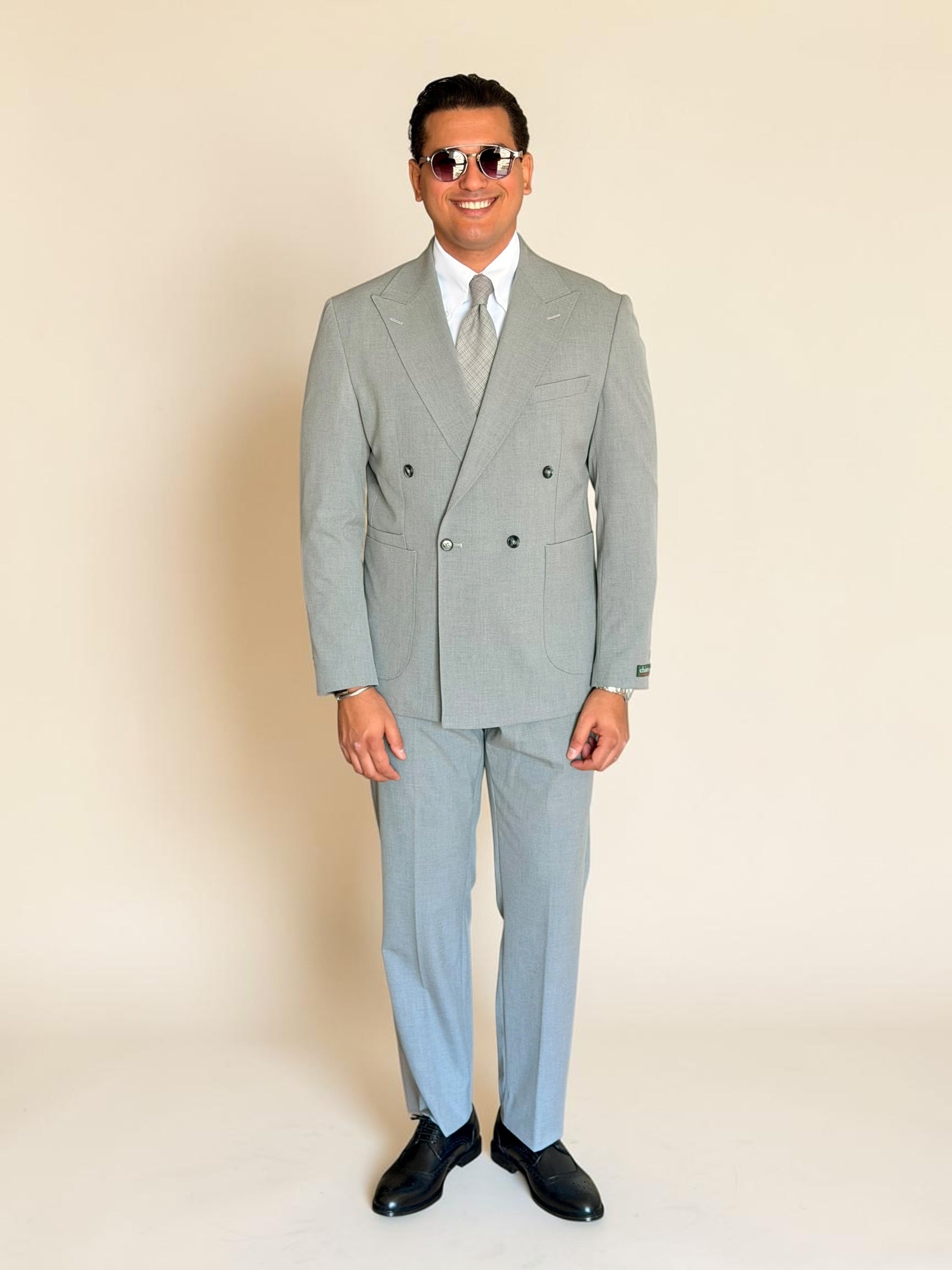 Double breasted 4 button suit - Gray