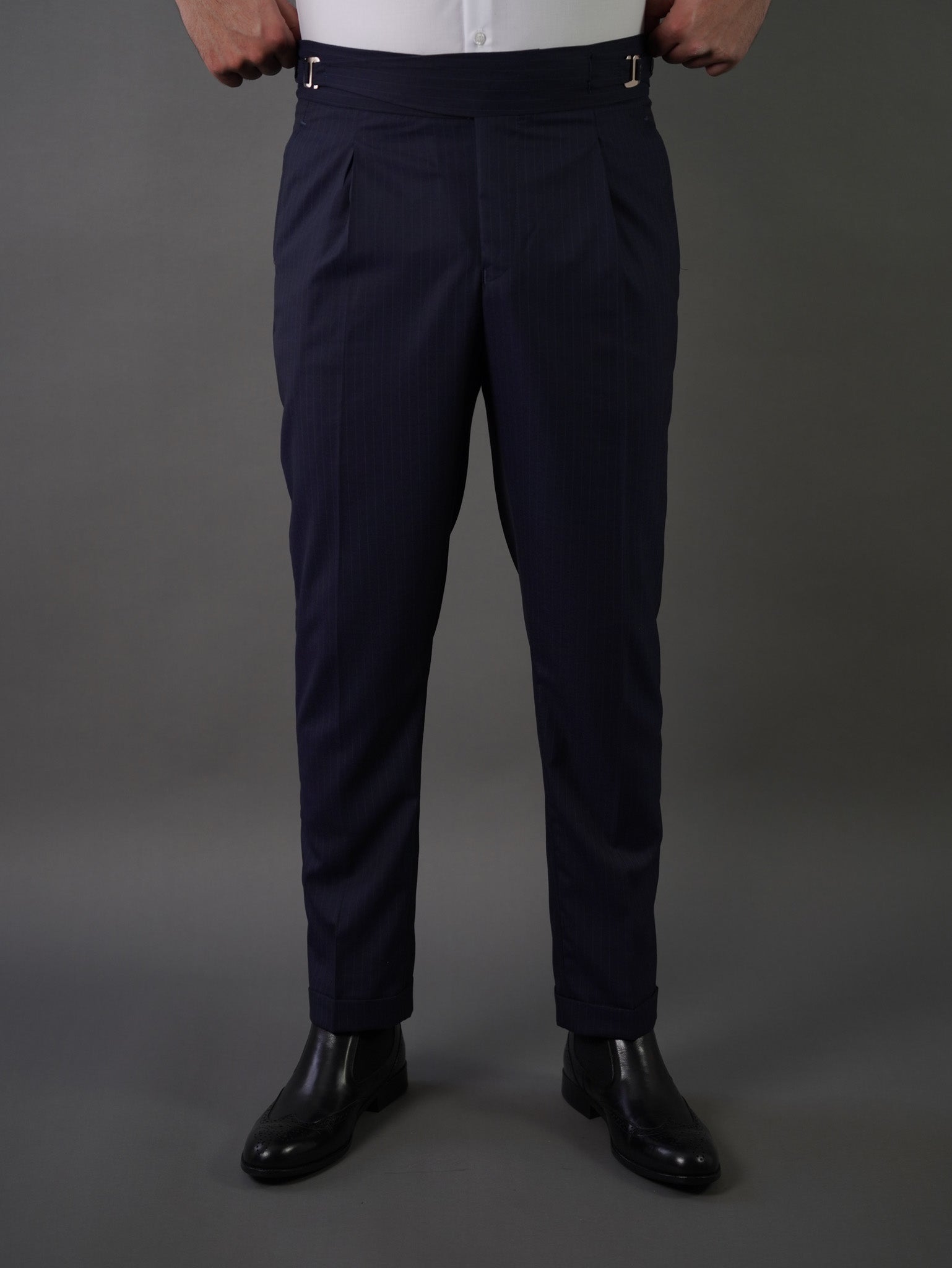 Hook two side Gurkha trousers	-  navy S