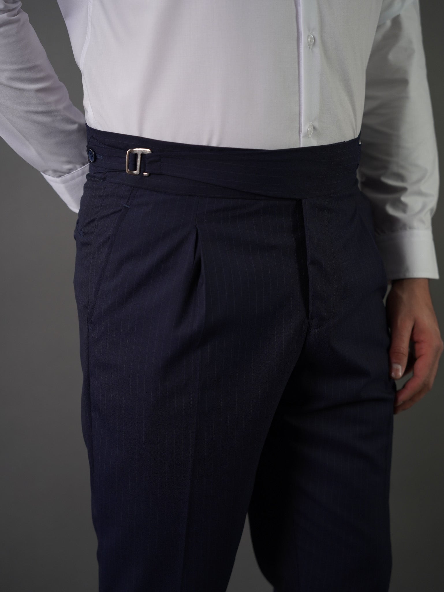 Hook two side Gurkha trousers	-  navy S