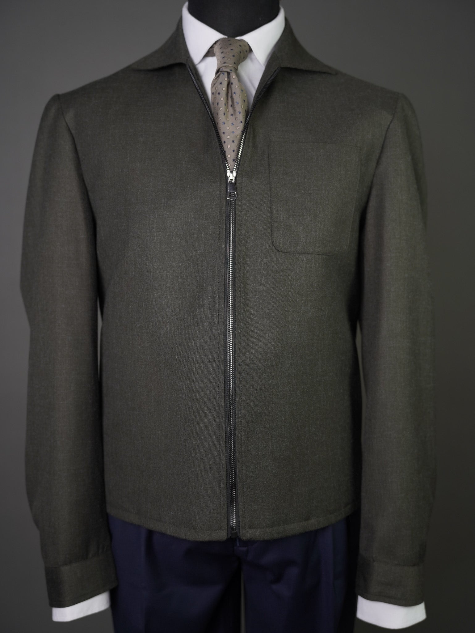 ZIP JACKET WITH PATCH POCKET - Olive