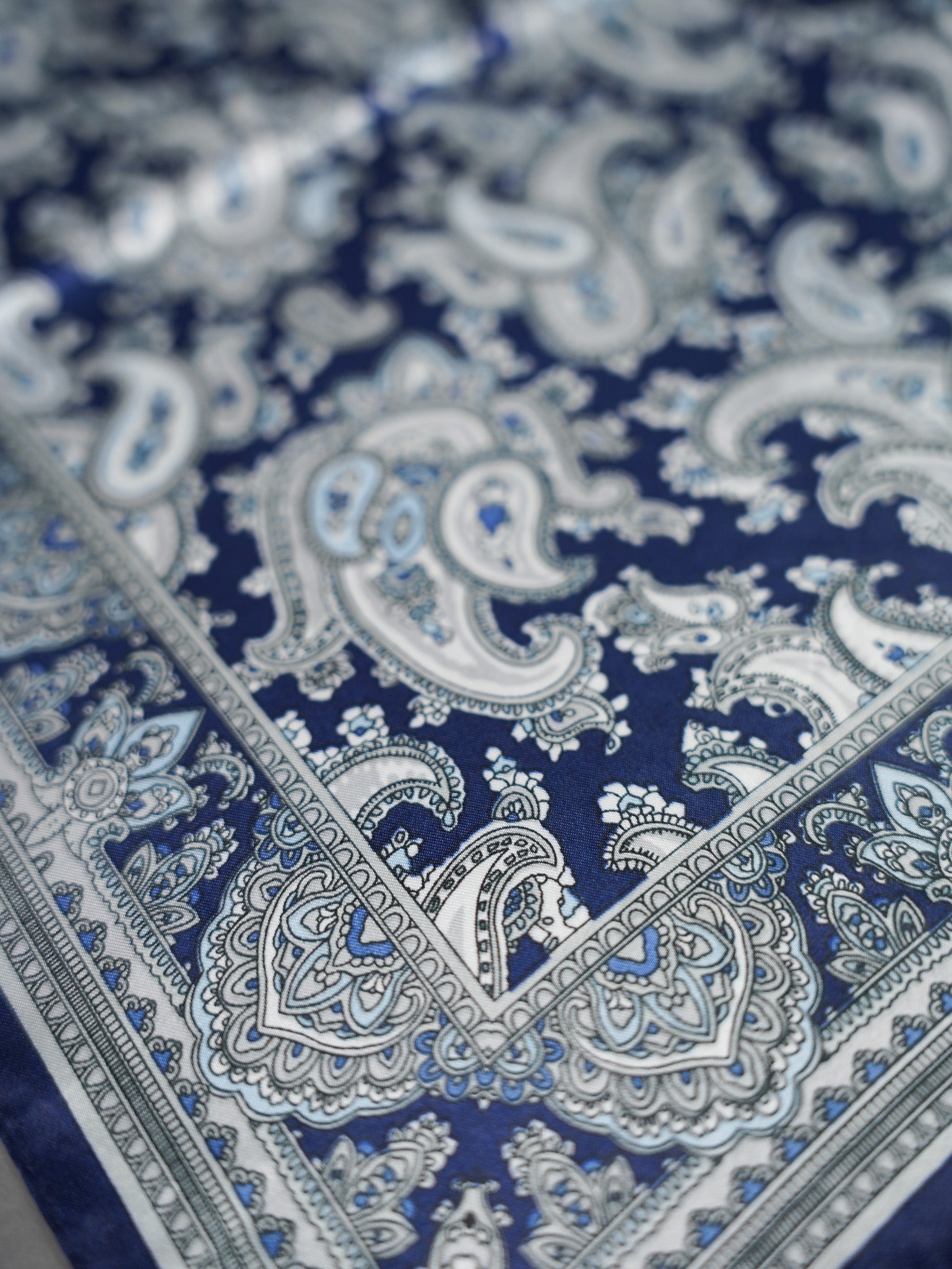 Neck Scarf silk 60*60 cm -