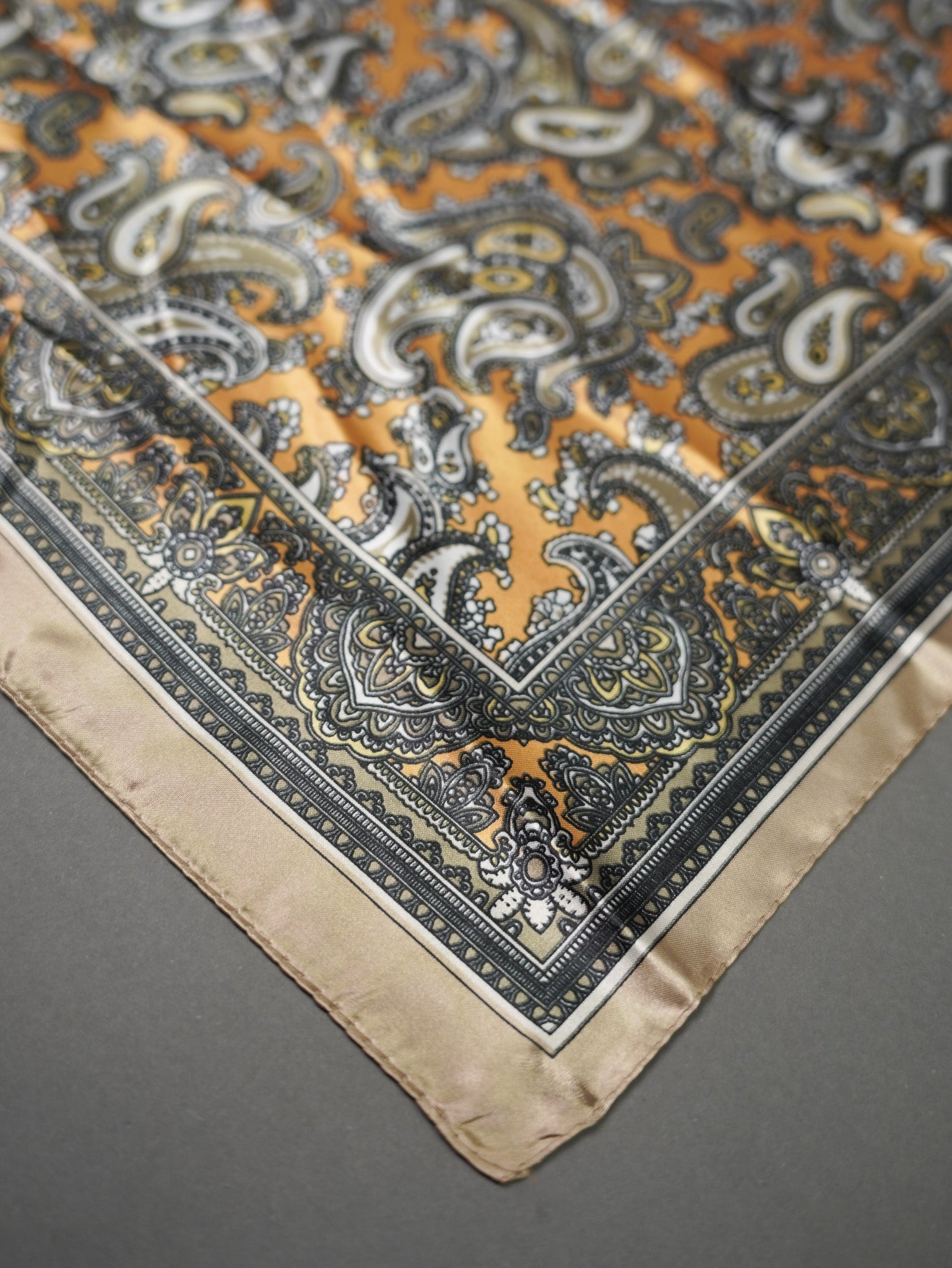 Neck Scarf silk 60*60 cm