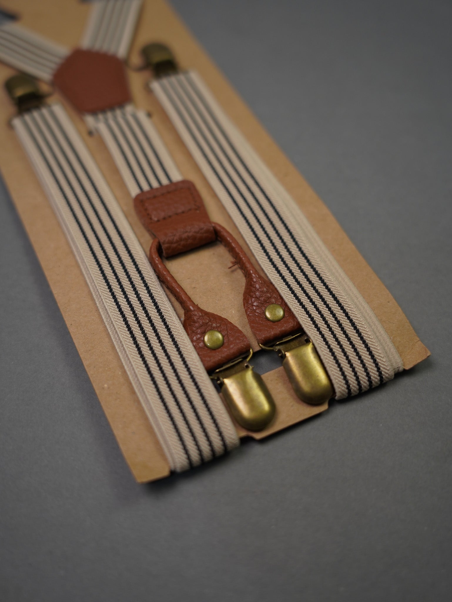 suspender - beige