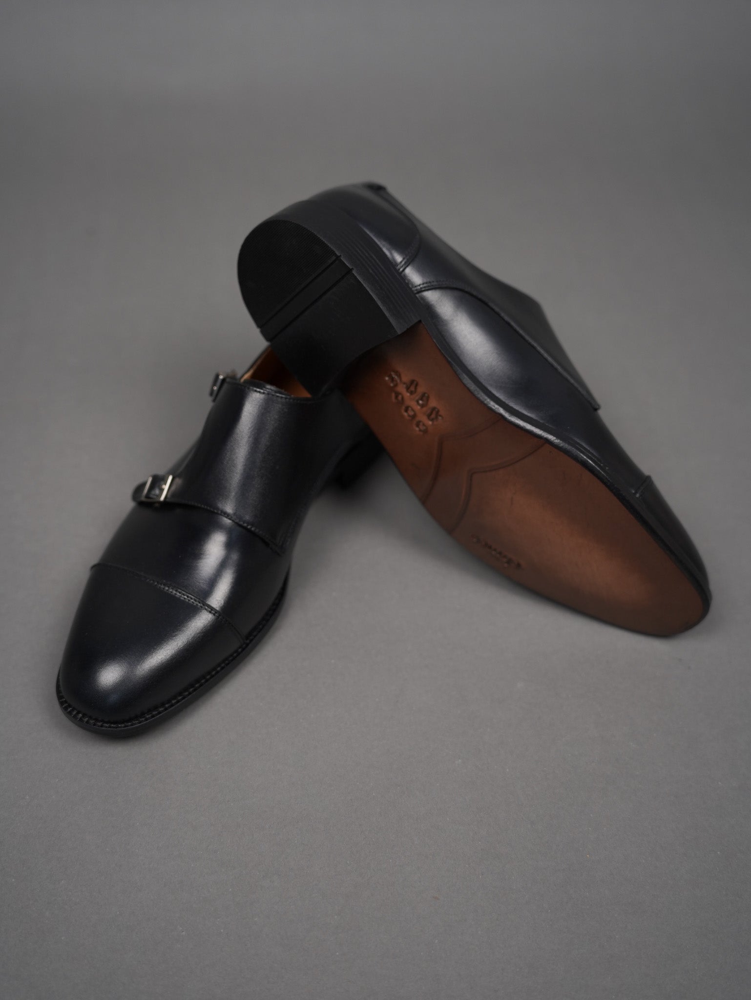 double monk-Black
