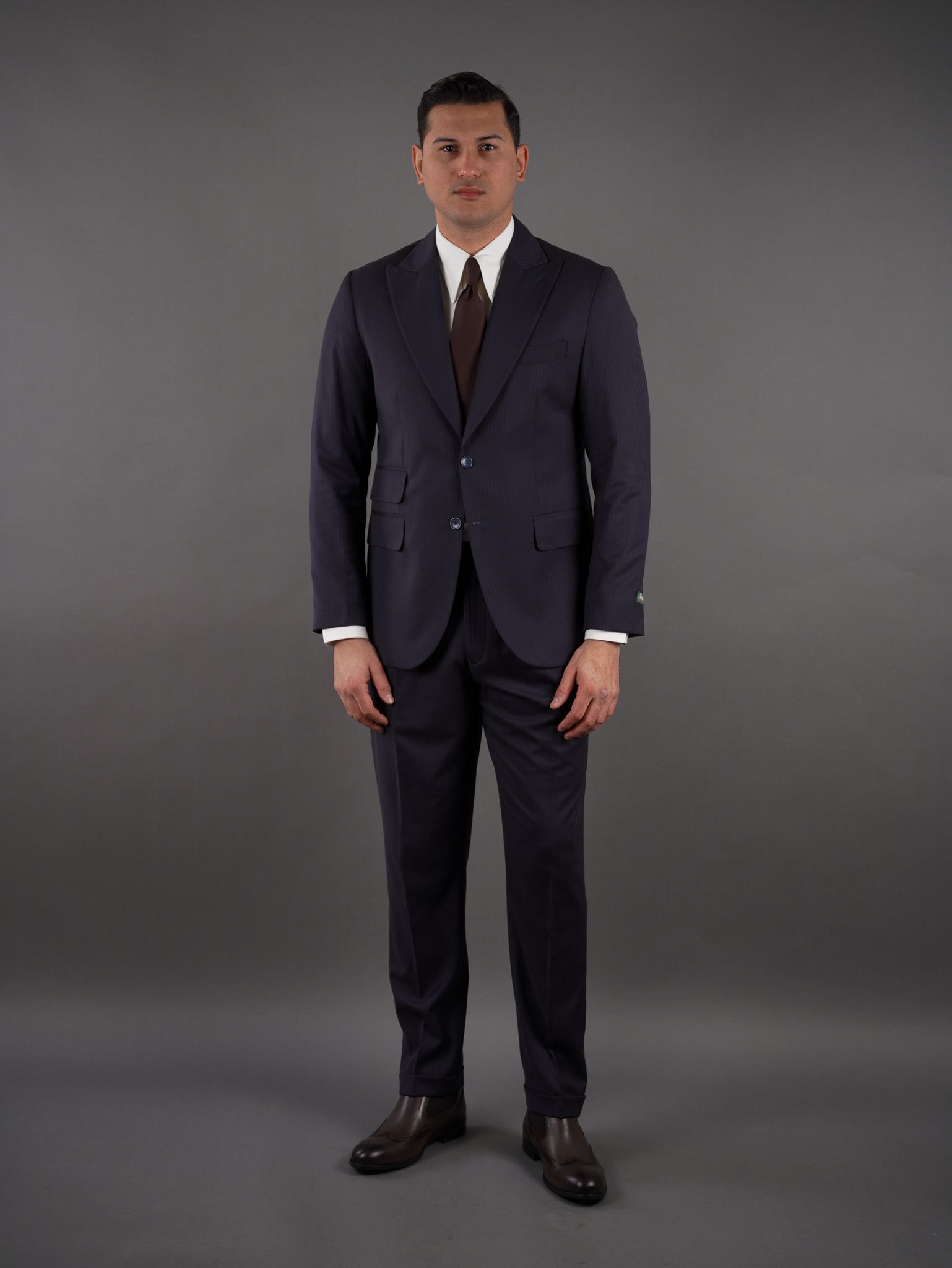"Slim fit suit with two pockets - NAVY STRIPED