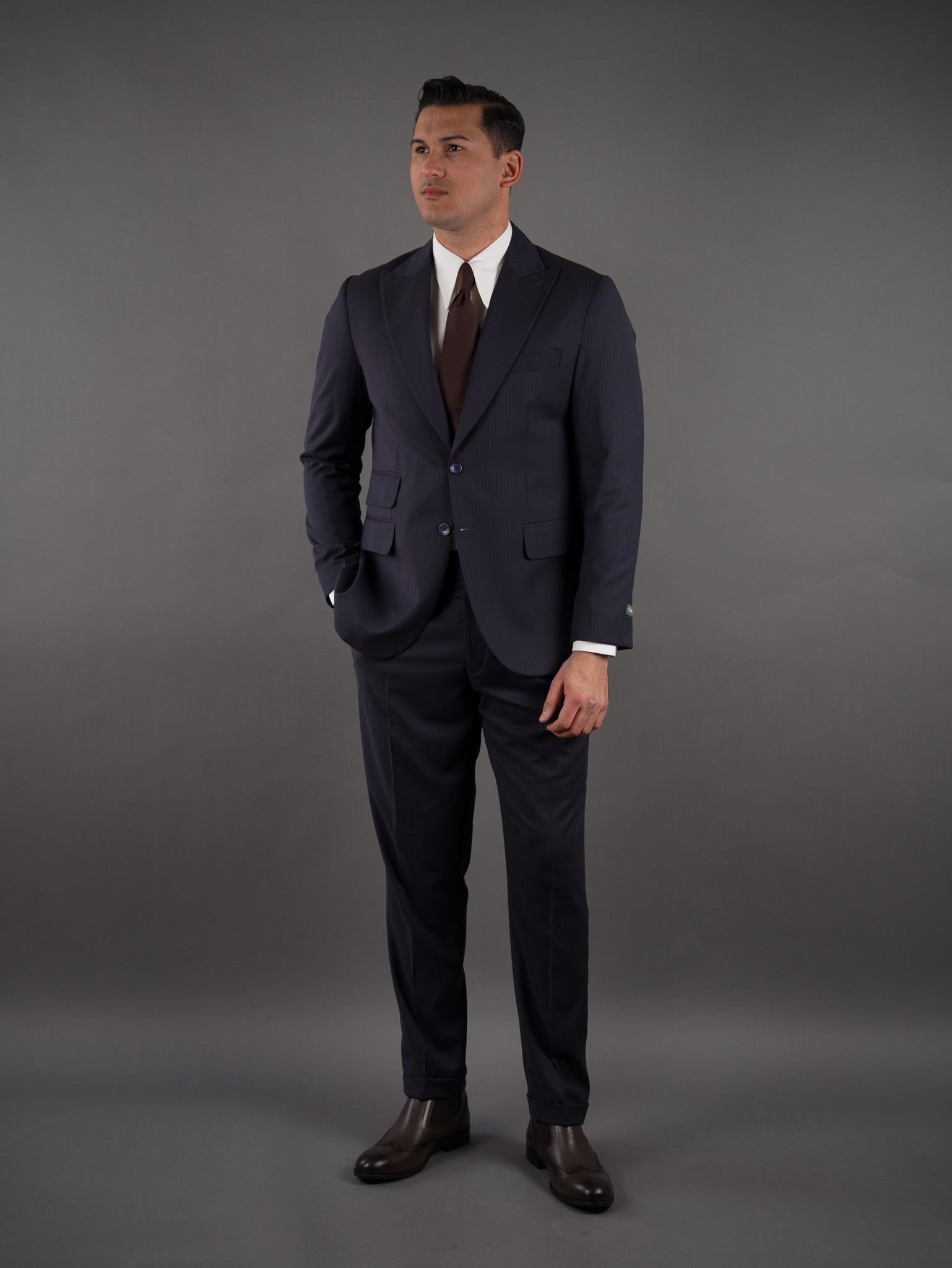 "Slim fit suit with two pockets - NAVY STRIPED