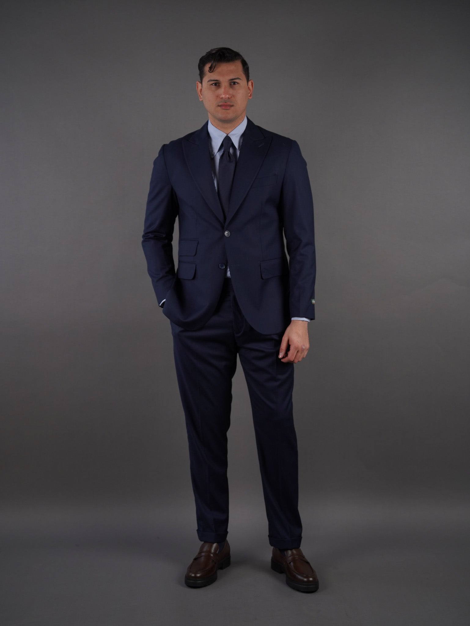 "Slim fit suit with two pockets - NAVY