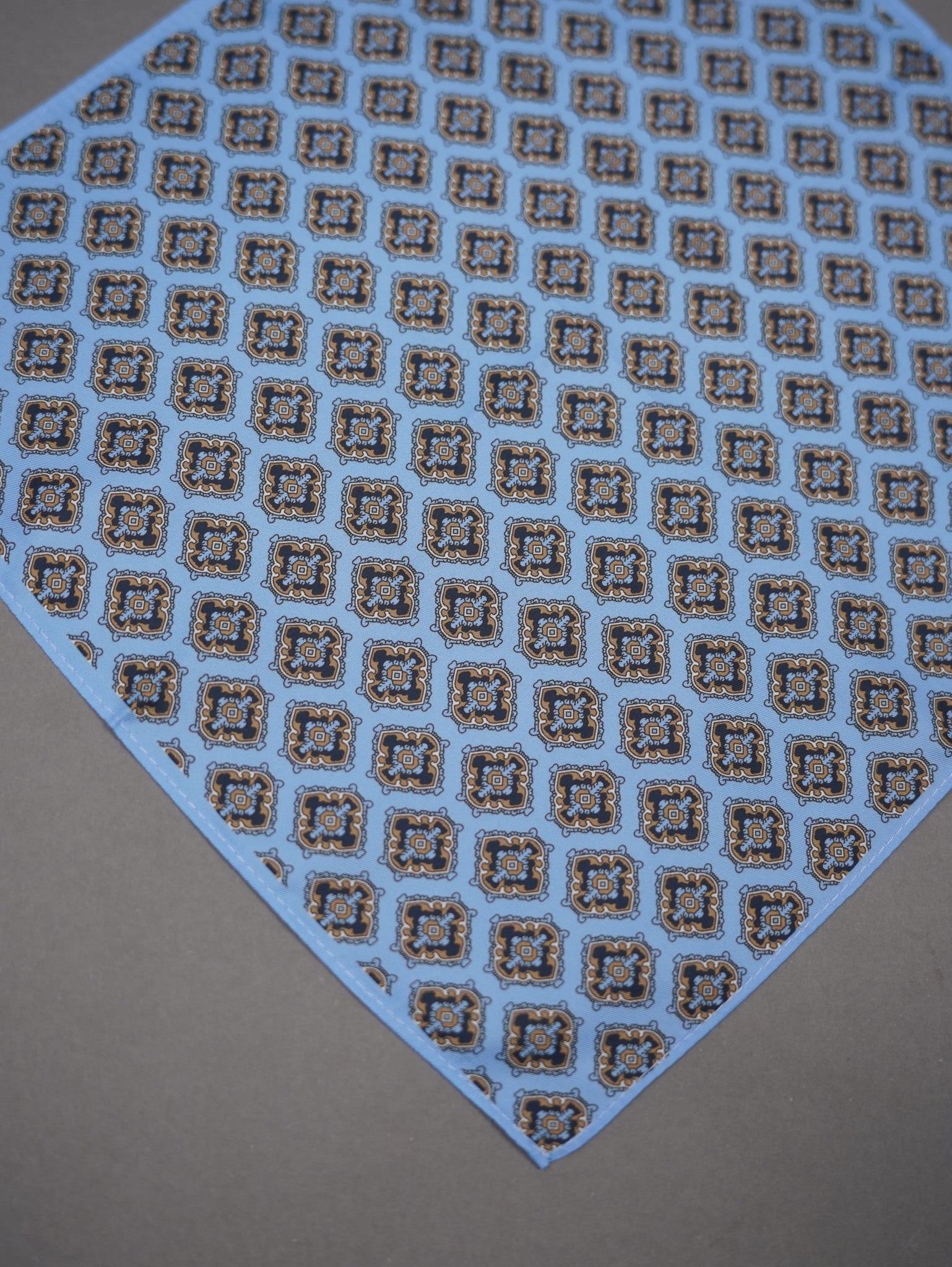 Pocket square