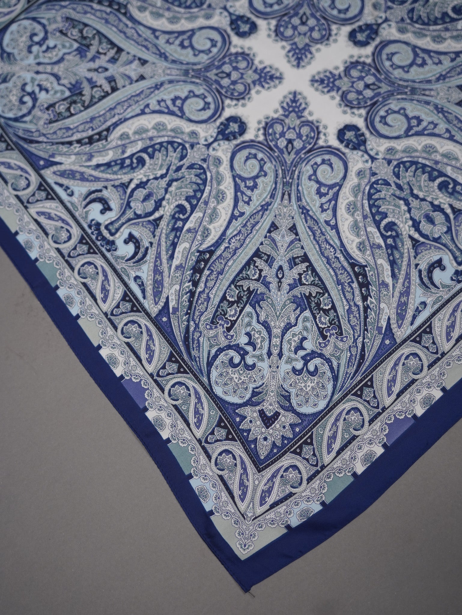 Neck Scarf silk 65*65 cm