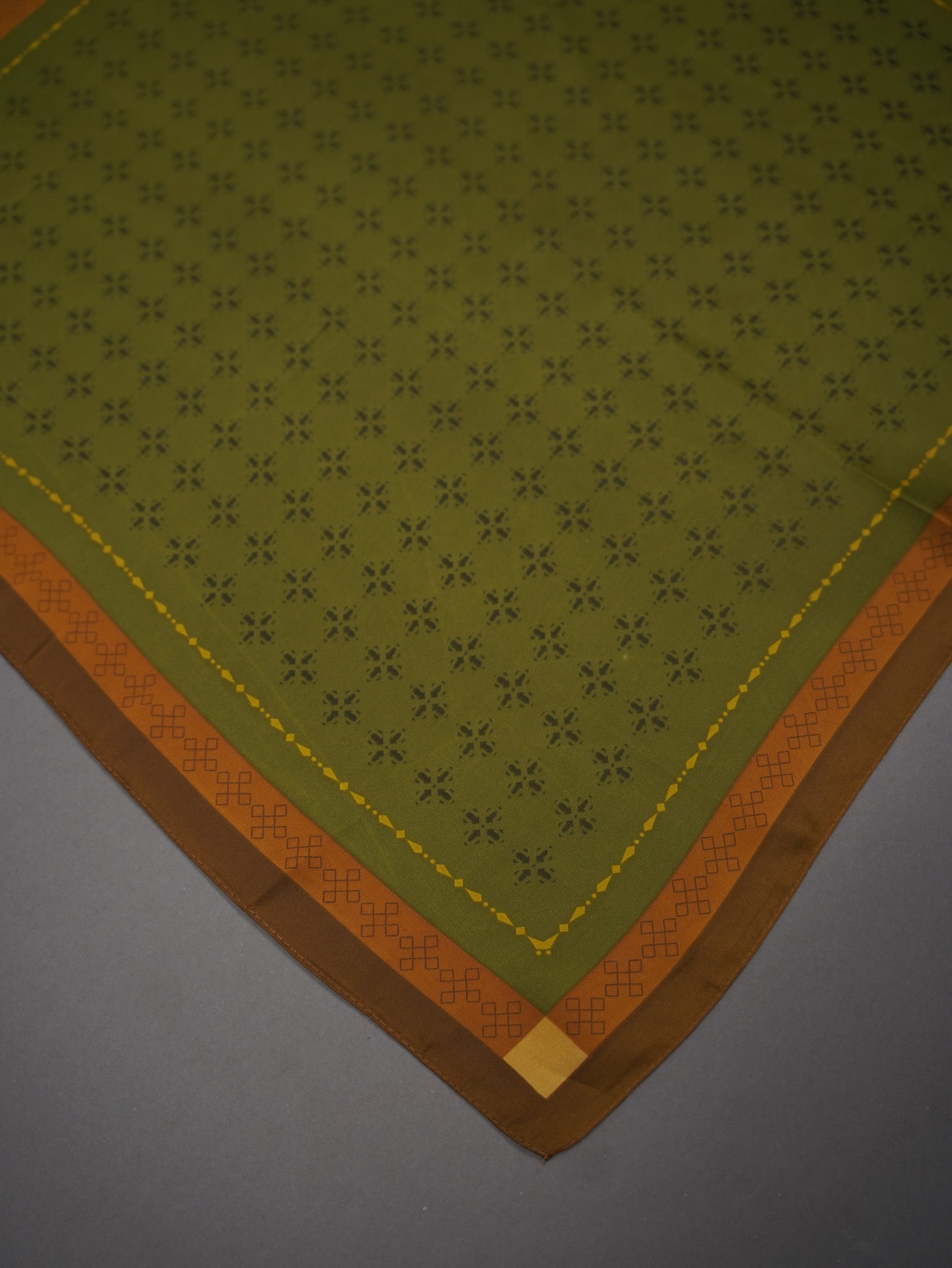 Neck Scarf silk 65*65 cm