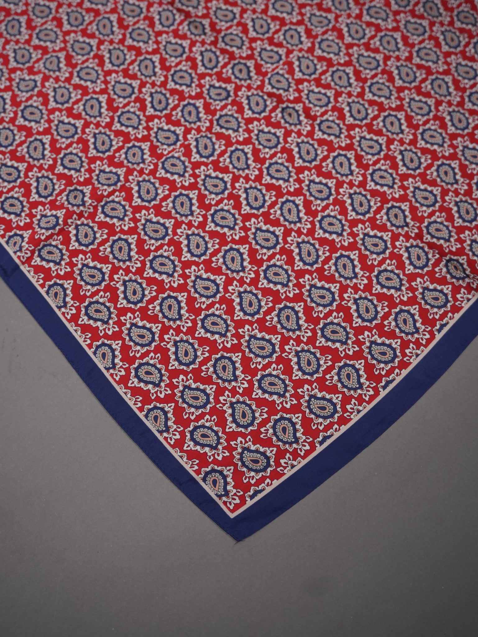 Neck Scarf silk 65*65 cm