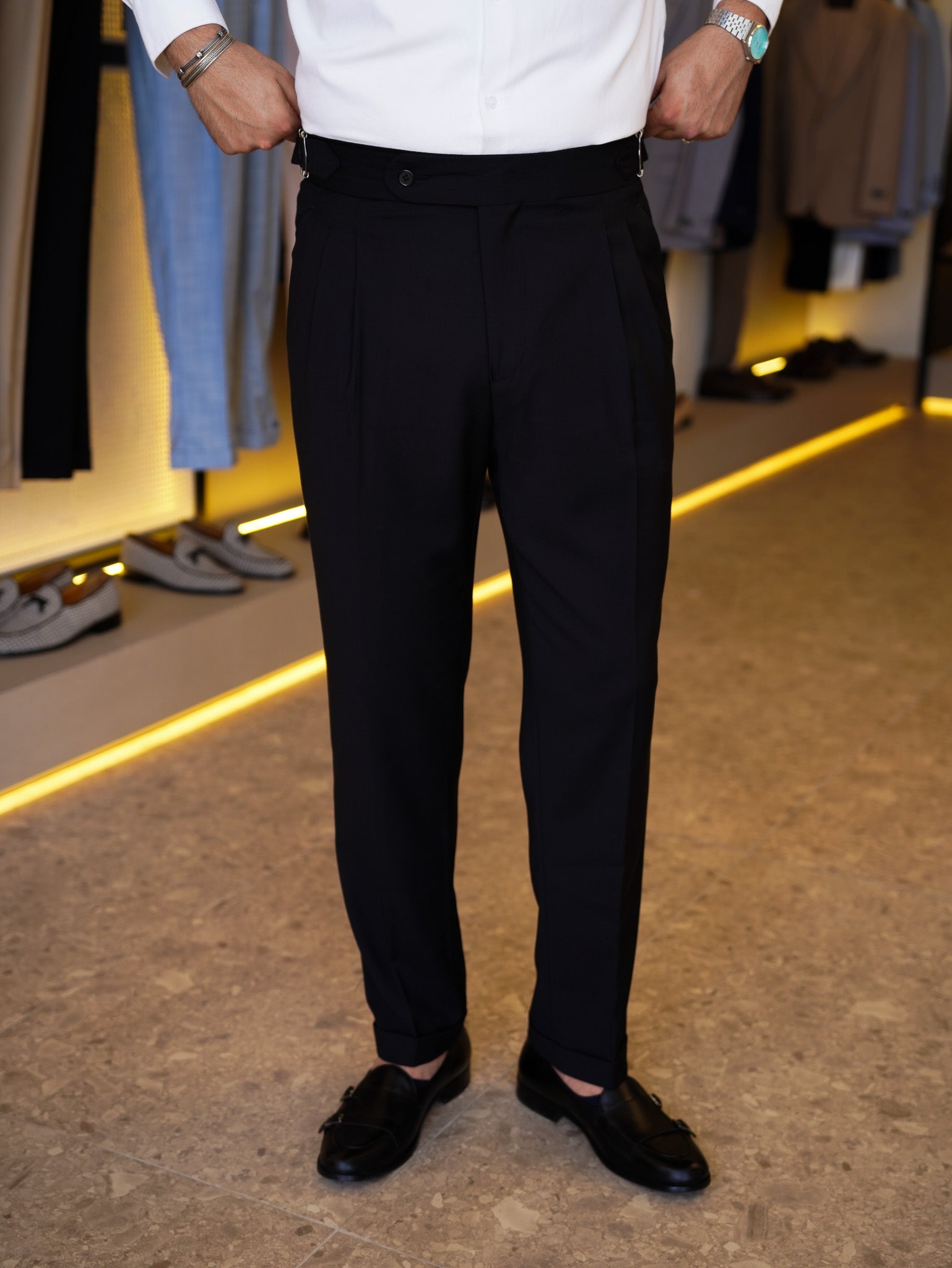 one button hight waist gurkha trousers- Black