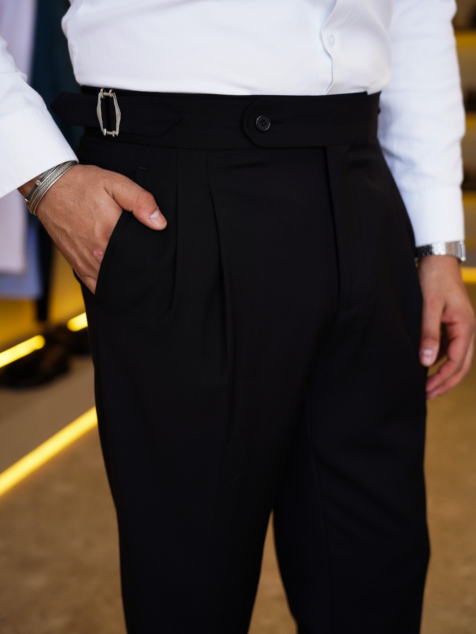 one button hight waist gurkha trousers- Black