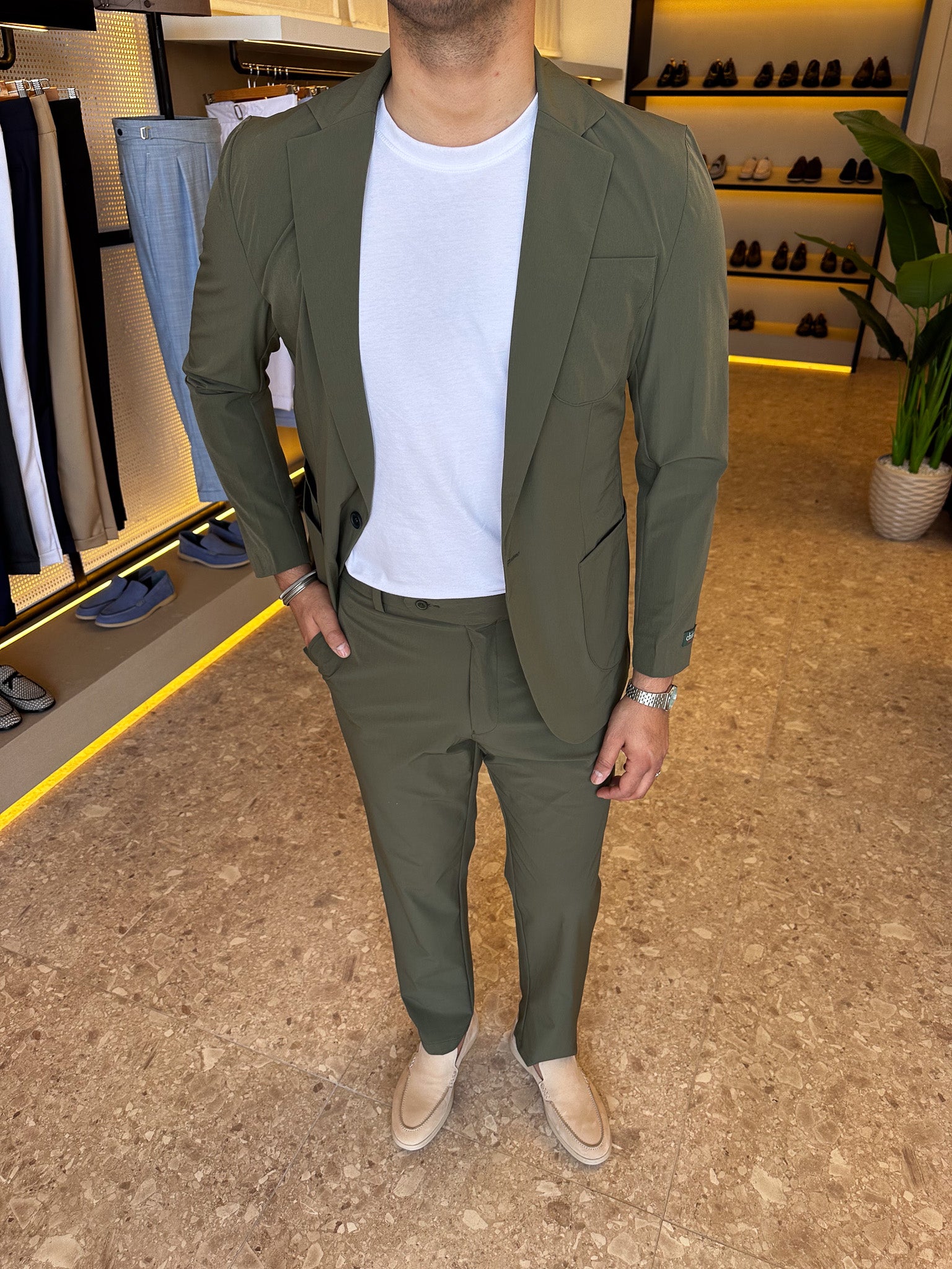 Pocket suit - olive